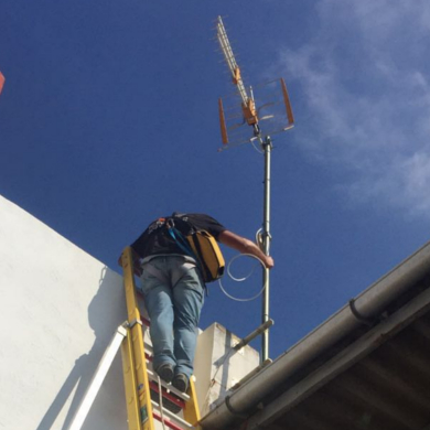Instalacion de antenas tdt Castellar | 600615600